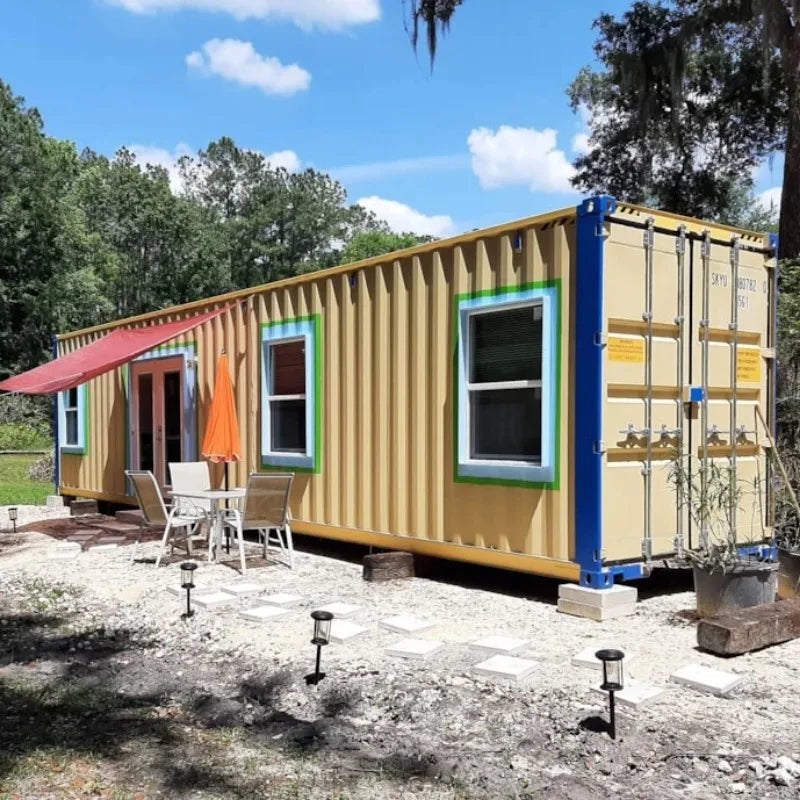 Casa prefabricada de lujo con estructura de acero amueblada, pequeña casa modular de diseño moderno.